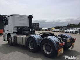 2010 Mercedes Benz Actros 2651 - picture2' - Click to enlarge