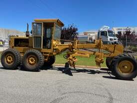 Grader CAT 17K 12ft Mouldboard 6 cyl diesel - picture0' - Click to enlarge