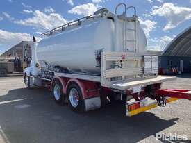 2007 Kenworth T401 - picture2' - Click to enlarge