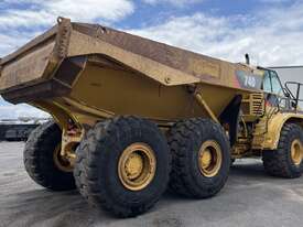 2008 CATERPILLAR 740 DUMP TRUCK - picture1' - Click to enlarge