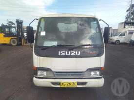 Isuzu NKR200 - picture0' - Click to enlarge