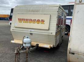 Windsor Windcheater - picture2' - Click to enlarge