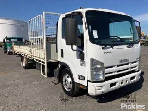 2014 Isuzu NPR300