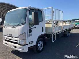 2014 Isuzu NPR300 - picture0' - Click to enlarge