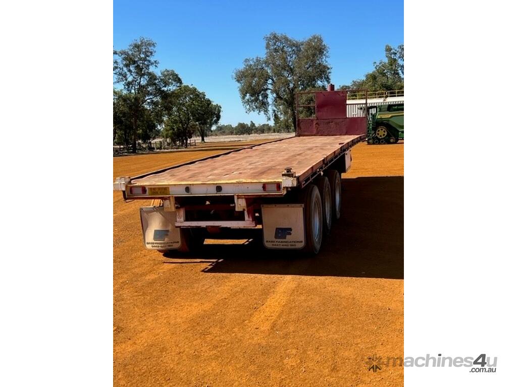 Buy Used Krueger Tri Axle Flat Top Trailers In Listed On