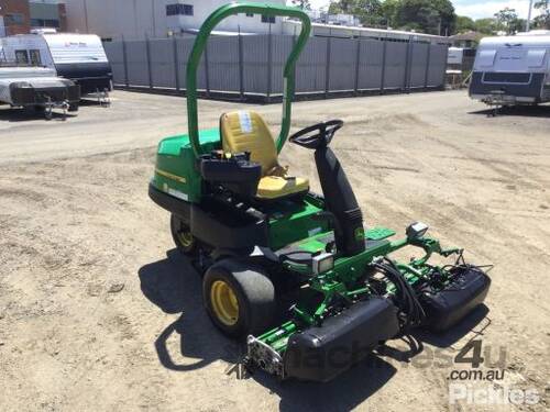 John Deere 2500