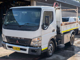 12/2007 Mitsubishi Canter Fuso 7/800 Tipper Truck with HIAB 2d White 3.9L Turbo Diesel - picture0' - Click to enlarge