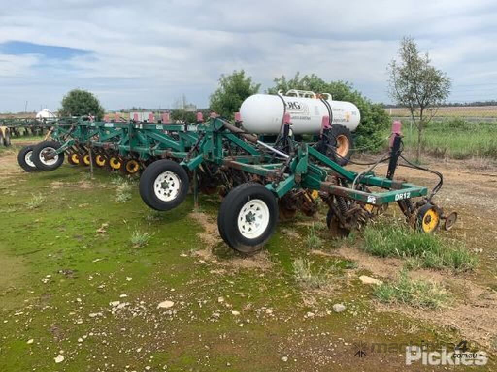 Used 2008 Excel Stubble Warrior Cultivator Fertiliser Plough Fertliser Cart TowBehind 12m width