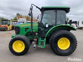 John Deere 5083E - picture1' - Click to enlarge