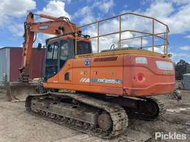 2013 Doosan DX255 LC - picture2' - Click to enlarge