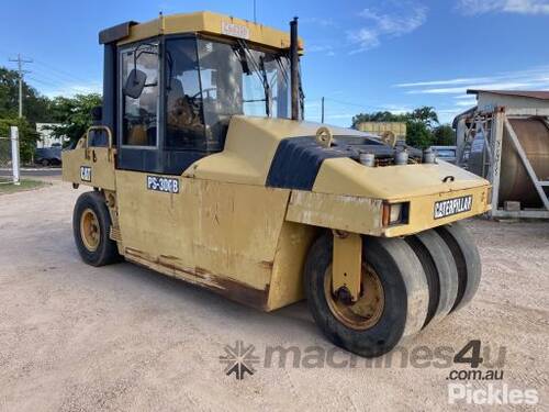 1998 Caterpillar PS300B