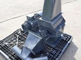 Hammer Mill - 5.5kW ***MAKE AN OFFER*** - picture0' - Click to enlarge