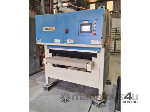 caption HOLYTEK Brush sander for Shaker Doors