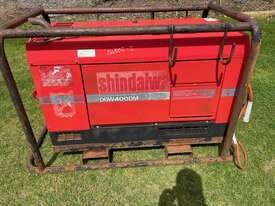 Welder Generator Shindaiwa DGW400 Diesel 4502 hours - picture2' - Click to enlarge