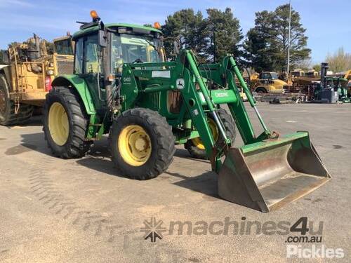 2004 John Deere 6120 Tractor (Front Wheel Assist)