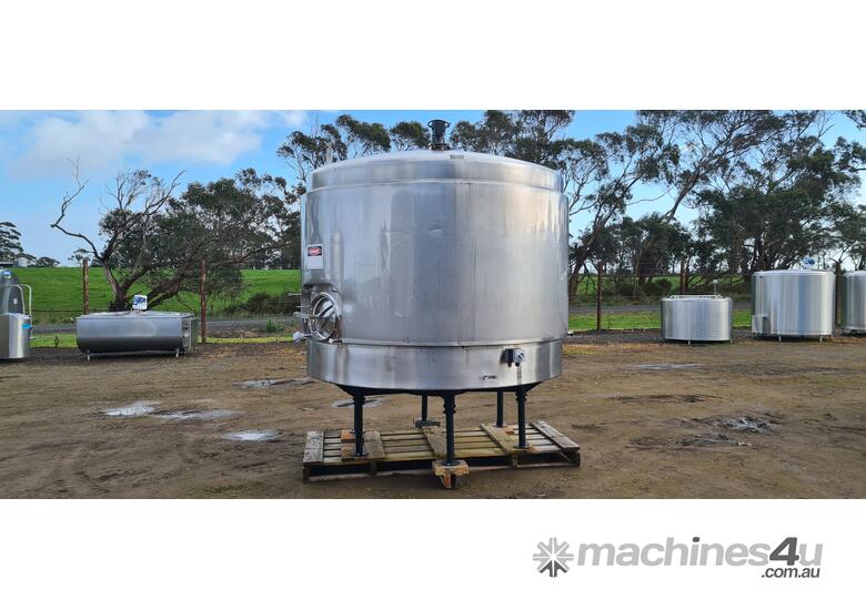 caption 7000lt STAINLESS STEEL TANK, MILK VAT