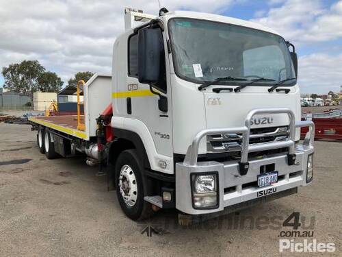 2017 Isuzu FVY 240-300 Flatbed Crane Truck