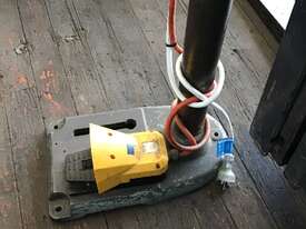 Waldown Pedestal Drill -240 Volt - Pedal Op.Switch - picture1' - Click to enlarge