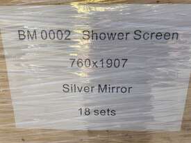 Silver Caravan Shower Screens - picture0' - Click to enlarge