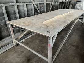 2 x Mobile Work Benches - picture0' - Click to enlarge