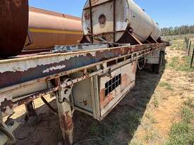 40 FOOT FLAT TOP BOGEY AXLE TRAILER WITH TANKS.  - picture2' - Click to enlarge