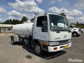 1999 Hino FB4J Water Tanker - picture0' - Click to enlarge