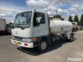 1999 Hino FB4J Water Tanker - picture1' - Click to enlarge