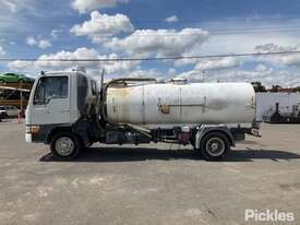 1999 Hino FB4J Water Tanker - picture2' - Click to enlarge