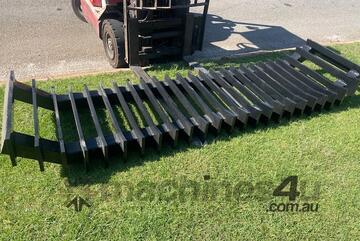 Rock Root Rake Barrett 3000mm x 800 high 20mm tynes New