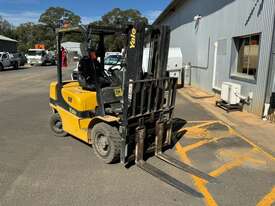 2011 Yale GDP25RK Forklift - picture0' - Click to enlarge