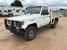1996 TOYOTA HZ LANDCRUISER UTE - picture2' - Click to enlarge