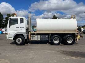 2004 Mitsubishi FV 500 Water Tanker - picture2' - Click to enlarge