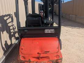 2012 Linde 1.6T Electric Forklift with Container Mast - picture1' - Click to enlarge