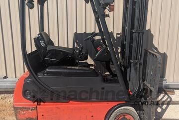 2012 Linde 1.6T Electric Forklift with Container Mast