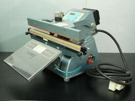 Semi-automatic Heat Sealer - picture0' - Click to enlarge