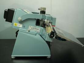 Semi-automatic Heat Sealer - picture1' - Click to enlarge
