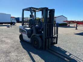 Nissan PIF2A25DU Container Mast Forklift - picture0' - Click to enlarge