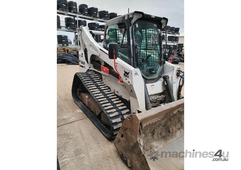 caption Rubber Track 320mm Tufftrac CTL Block Pattern - 320x86Tx46