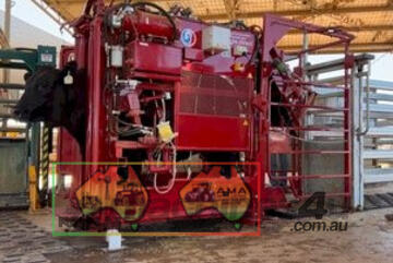 (8000) New - Hydraulic Hoof Trimming Chute HS - ( Location Leppington NSW 2179 ) (Orange, NSW)