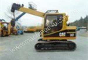 4.9ton crawler crane , 13 mtr reach , fitted with New Rubber Tracks ,