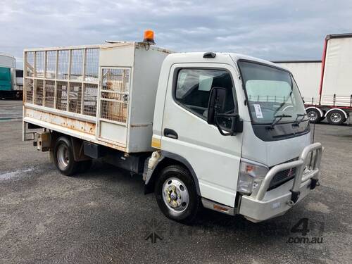 2007 Mitsubishi Canter Mobile Tyre Truck