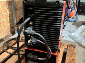 AC/DC water coolant TIG welding machine - picture0' - Click to enlarge