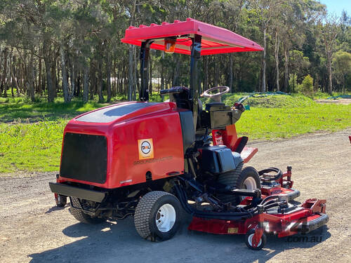 caption Toro GroundsMaster 4000 D Wide Area mower Lawn Equipment