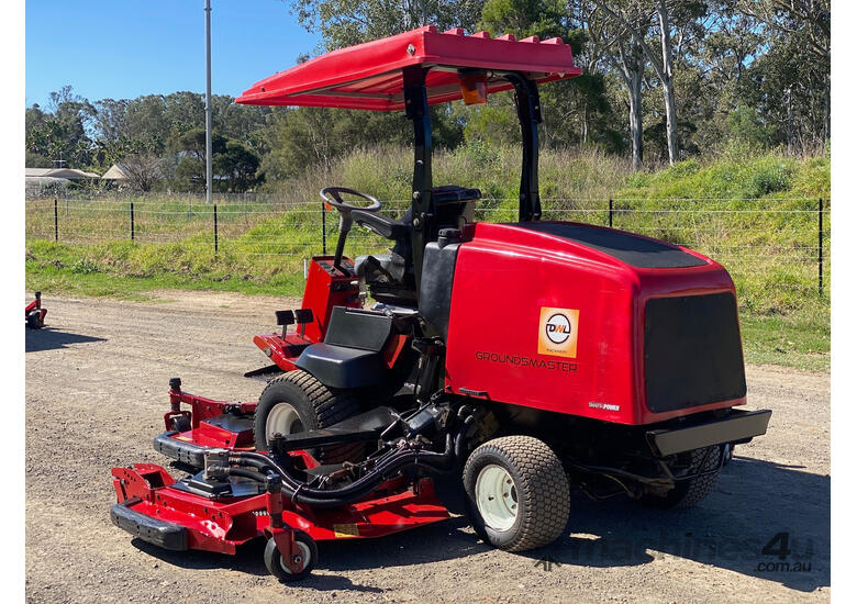 caption Toro GroundsMaster 4000 D Wide Area mower Lawn Equipment