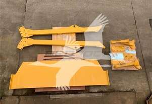 2024 Tailgate JOHN DEERE 460E ATJ460