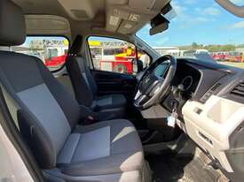 Toyota Hiace 12 Seater - picture0' - Click to enlarge