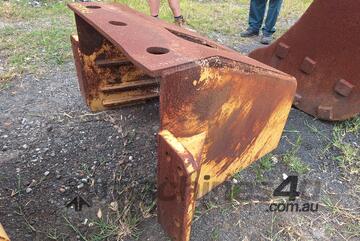 Caterpillar Ripper Box Cover