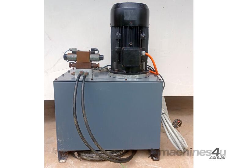 Excel Hydraulics 11 kW Powerpack with Starter and 2 way Toggle controlled  Solenoid 