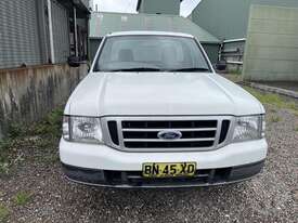 Ford Courier - picture0' - Click to enlarge