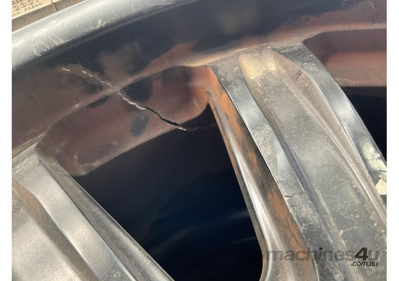 caption Audi rims and tyres x4